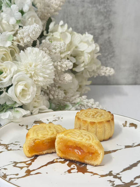 奶黄流心月饼 Egg Custard Lava Mooncakes