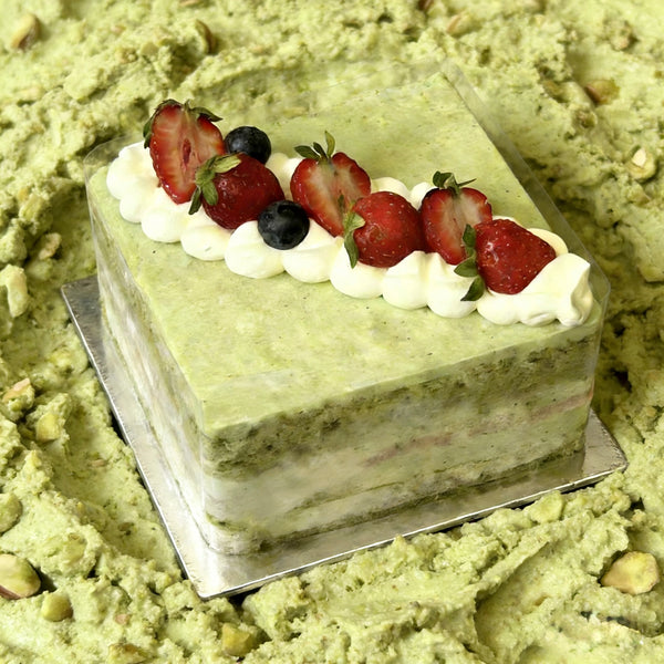 Pistachio & Raspberry Flourless Cake