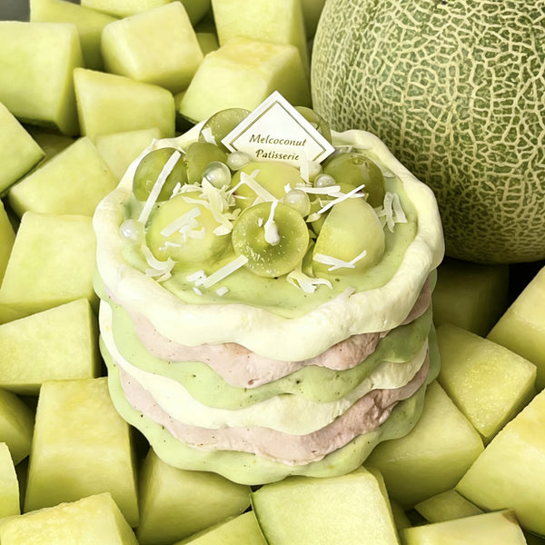 Oil Painting–Inspired Honeydew & Raspberry Chiffon Cake 油画蜜瓜