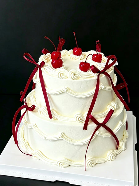 Retro-style Piping Cake with Cherry & Ribbon 复古樱桃奶油裱花(丝带)蛋糕