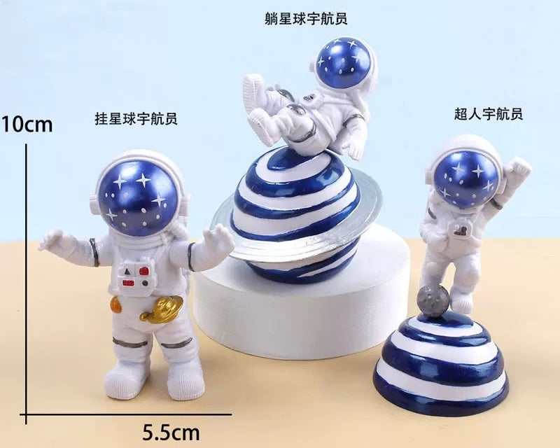 Astronaut 宇航员(Click in for different colors)