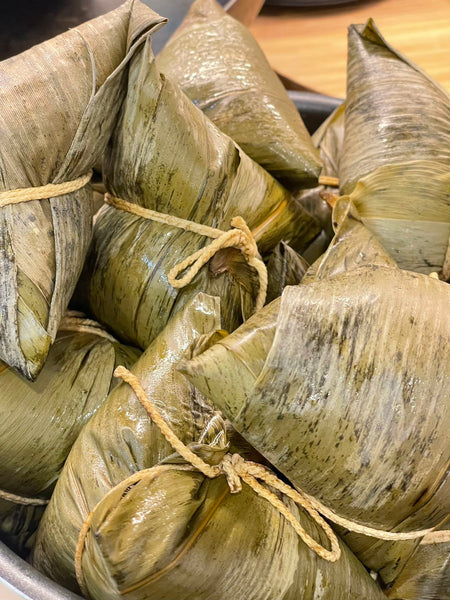 手工香菇肉粽 Mushroom & Meat Rice Dumplings