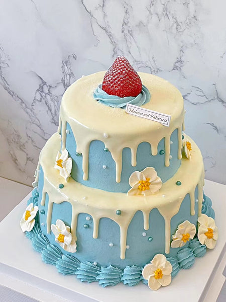 Strawberry Drip Cake 草莓蛋糕