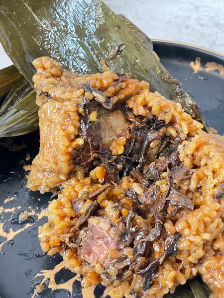 手工梅干菜肉粽 Preserved Mustard Greens & Meat Rice Dumplings